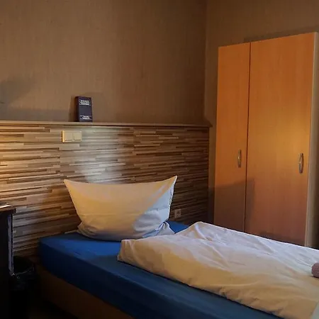Kapelle 3* باد ليبنستين