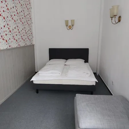 Kapelle Otel 3*