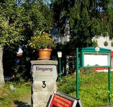 Kapelle 3*